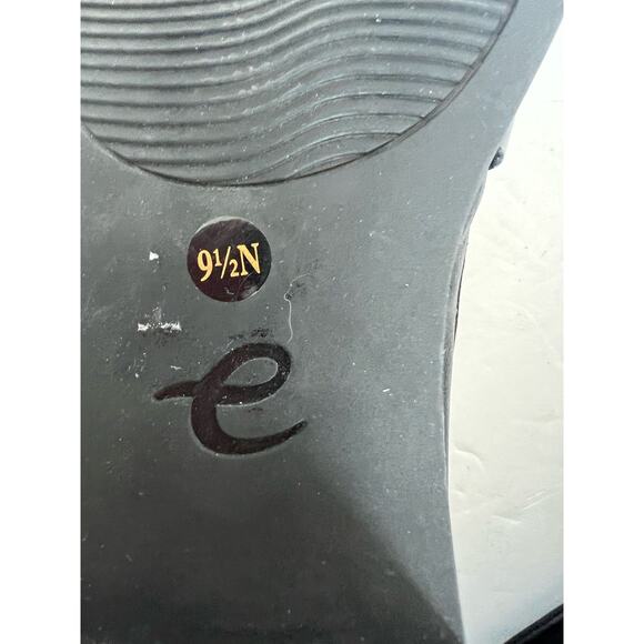 Easy Spirit Rache Comfort Slip On Black Leather Flat  Loafer Low Heel Shoes 9.5N - Picture 8 of 11